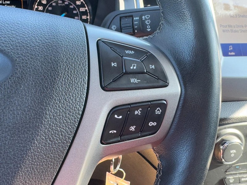 Ford Ranger Vehicle Full-screen Gallery Image 18