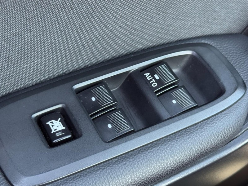 Ford Ranger Vehicle Full-screen Gallery Image 21