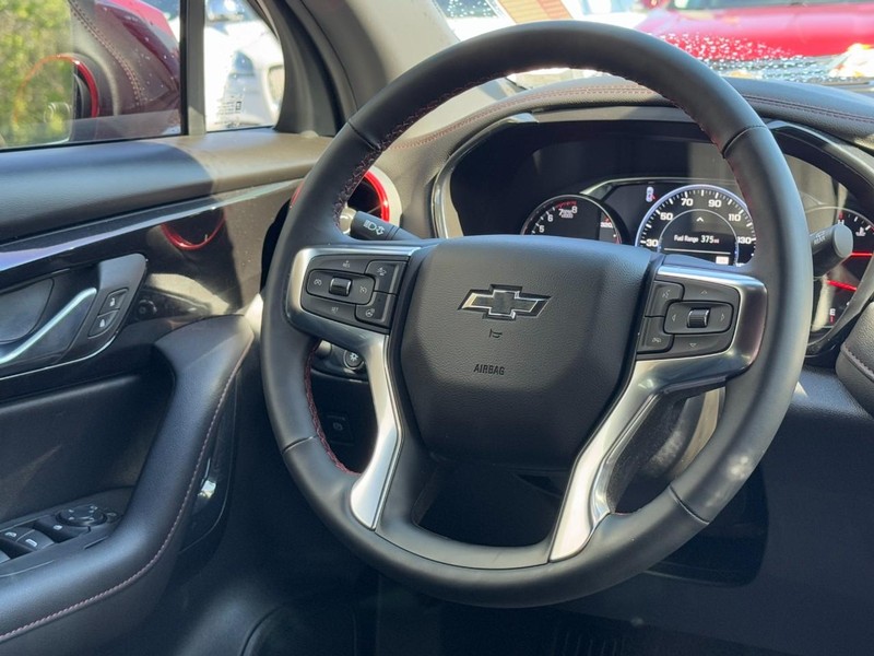 Chevrolet Blazer Vehicle Full-screen Gallery Image 12