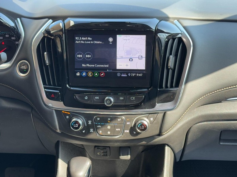 Chevrolet Traverse Vehicle Full-screen Gallery Image 15