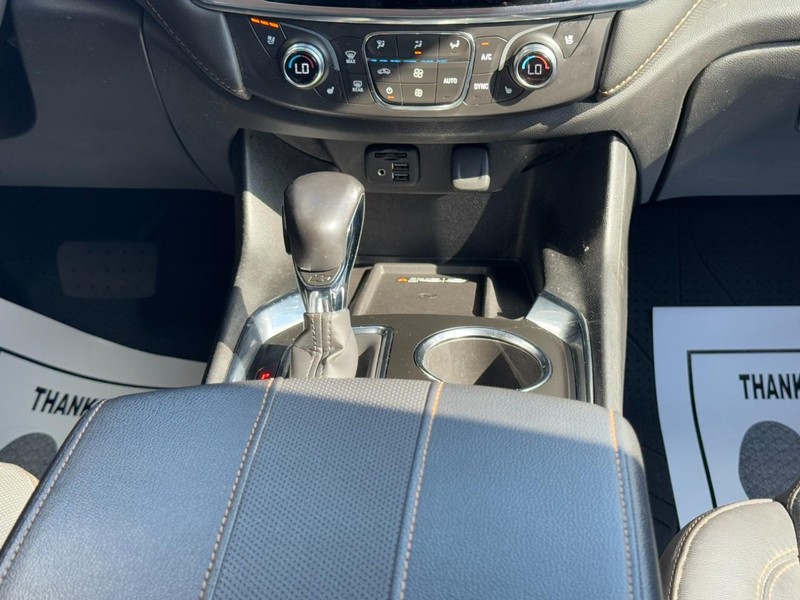 Chevrolet Traverse Vehicle Full-screen Gallery Image 16