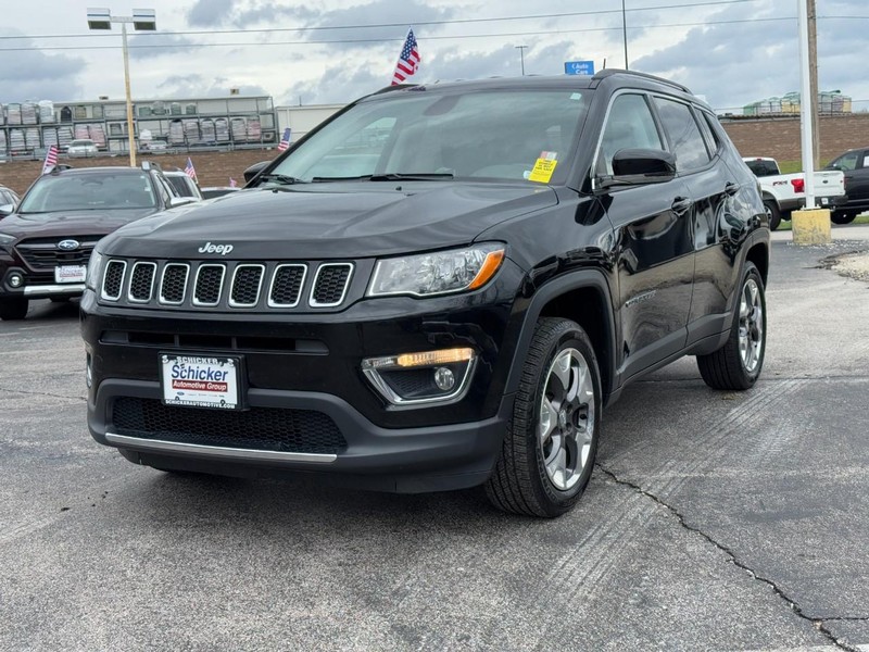 Jeep Compass Vehicle Full-screen Gallery Image 08