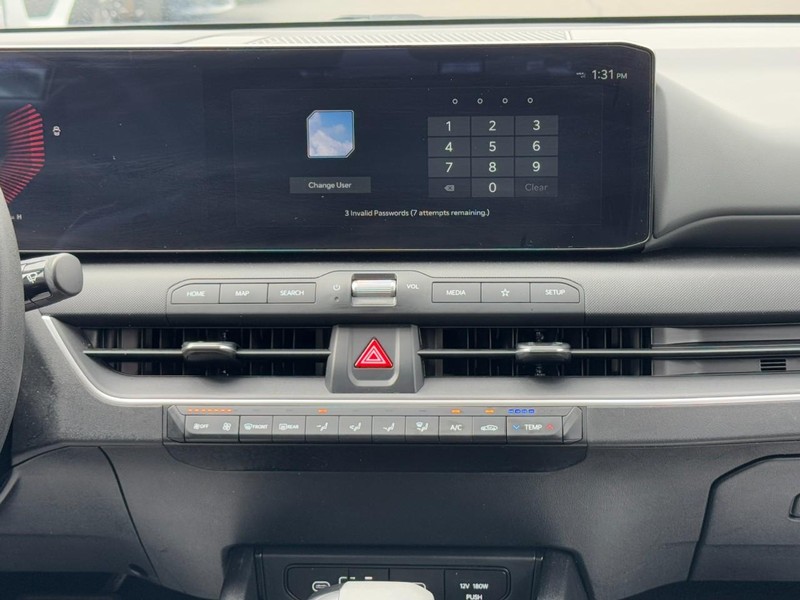 Kia K4 Vehicle Full-screen Gallery Image 13