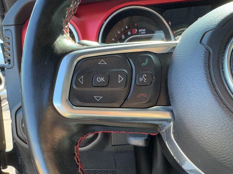 Jeep Gladiator Vehicle Full-screen Gallery Image 16