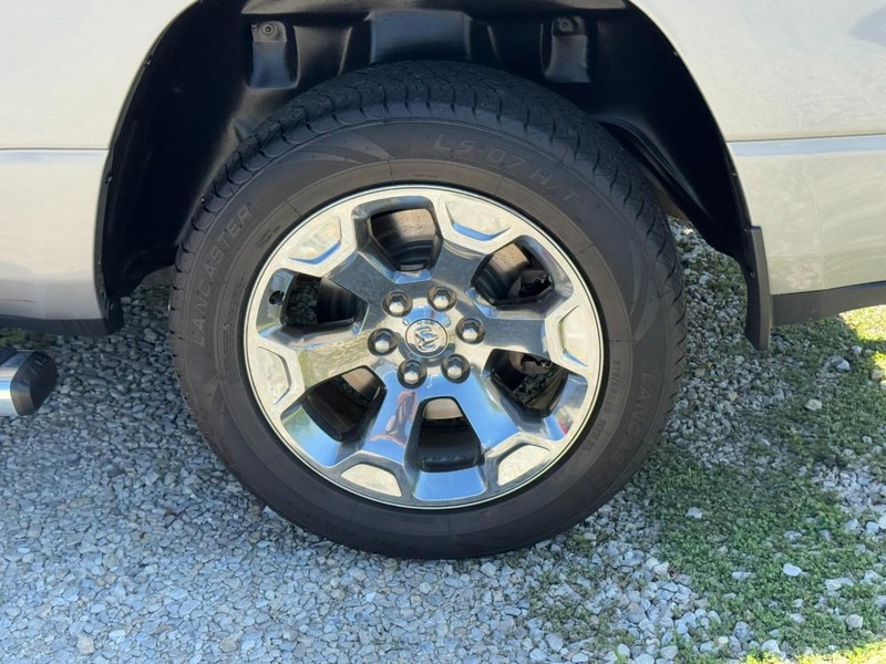 Ram 1500 Vehicle Full-screen Gallery Image 07