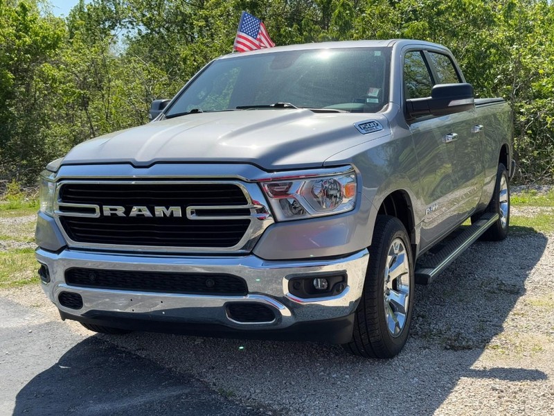 Ram 1500 Vehicle Full-screen Gallery Image 09