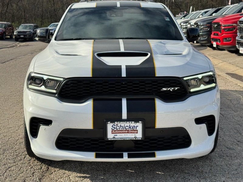 Dodge Durango Vehicle Full-screen Gallery Image 09