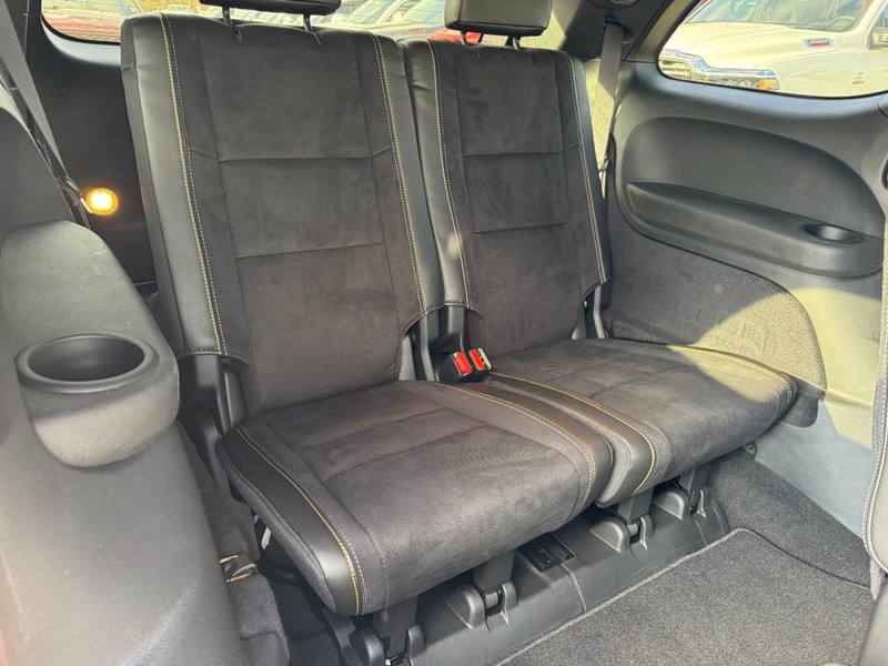 Dodge Durango Vehicle Full-screen Gallery Image 10