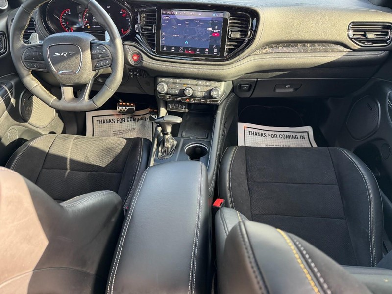 Dodge Durango Vehicle Full-screen Gallery Image 12