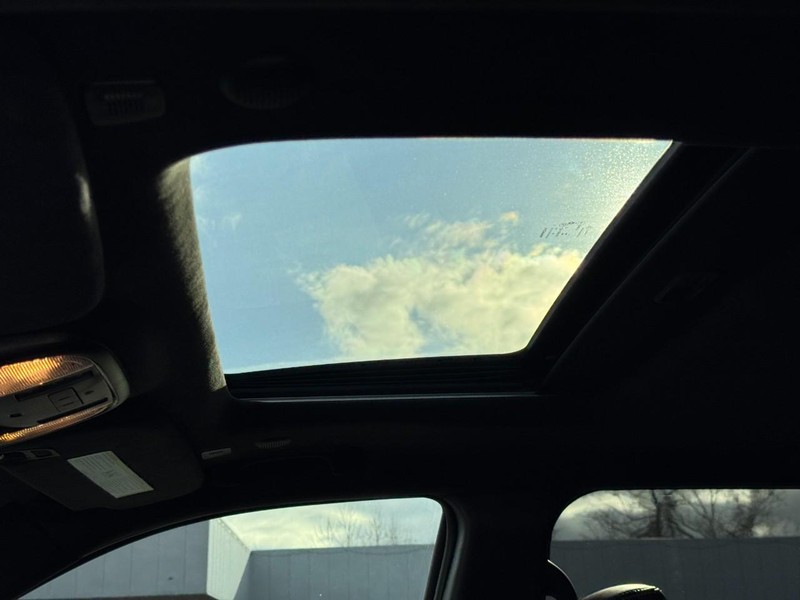 Dodge Durango Vehicle Full-screen Gallery Image 25