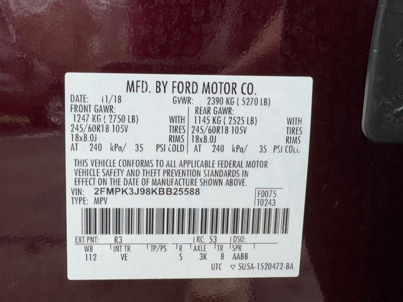 Ford Edge Vehicle Full-screen Gallery Image 22