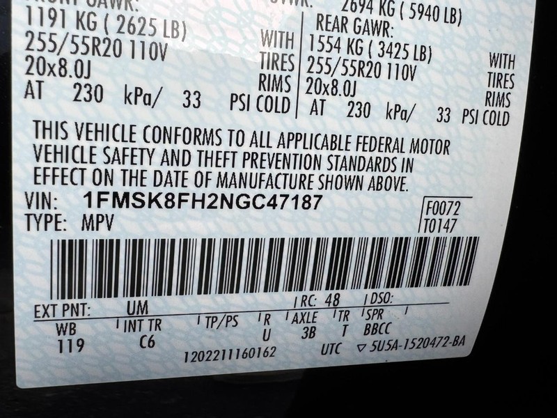 Ford Explorer Vehicle Full-screen Gallery Image 26