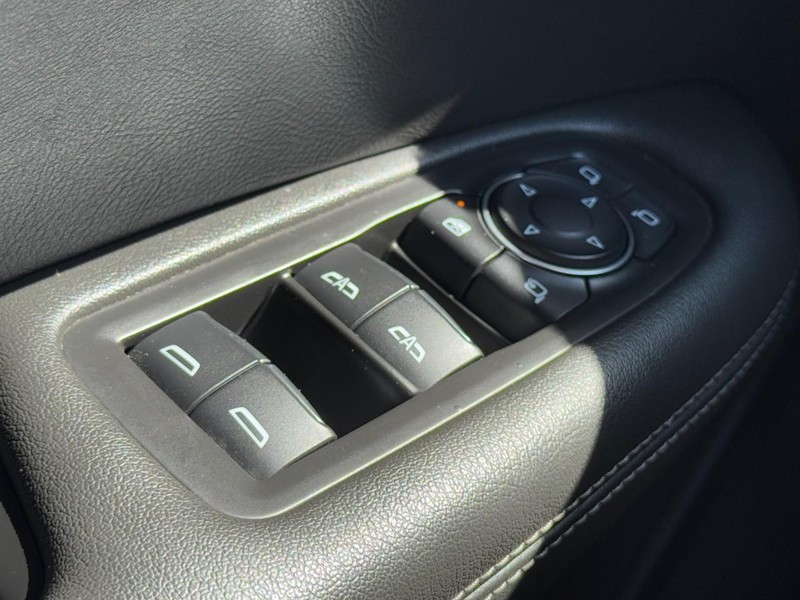 Cadillac XT6 Vehicle Full-screen Gallery Image 25