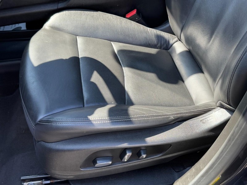 Cadillac XT6 Vehicle Full-screen Gallery Image 26
