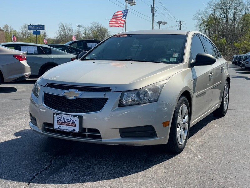 Chevrolet Cruze Vehicle Full-screen Gallery Image 08