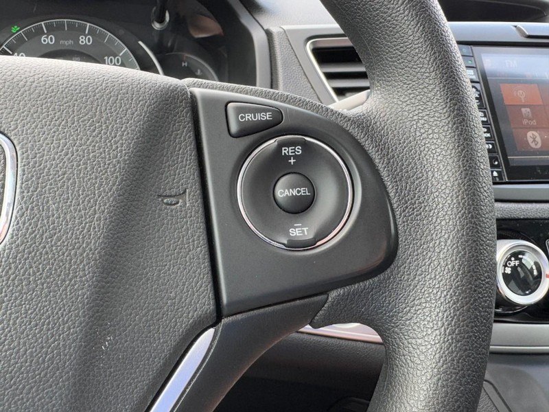 Honda CR-V Vehicle Full-screen Gallery Image 17