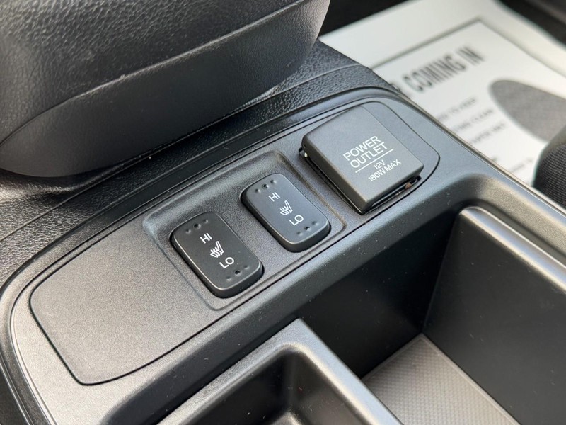 Honda CR-V Vehicle Full-screen Gallery Image 19