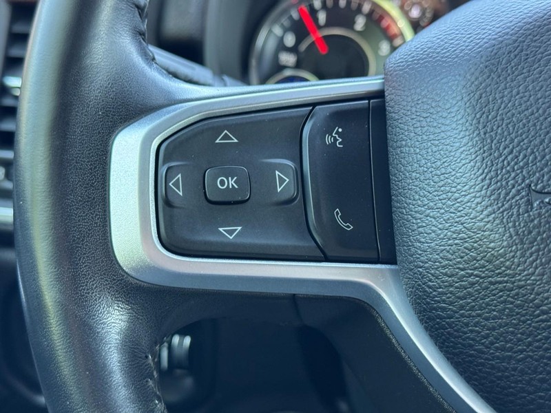 Ram 3500 Vehicle Full-screen Gallery Image 16