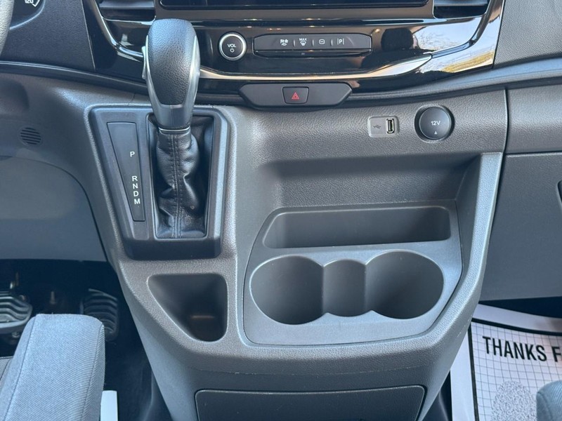 Ford Transit Passenger Wagon Vehicle Full-screen Gallery Image 16