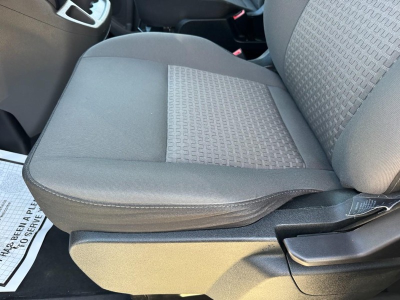 Ford Transit Passenger Wagon Vehicle Full-screen Gallery Image 23