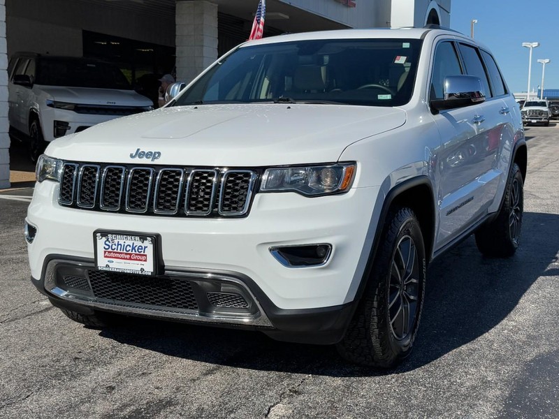 Jeep Grand Cherokee Vehicle Full-screen Gallery Image 08