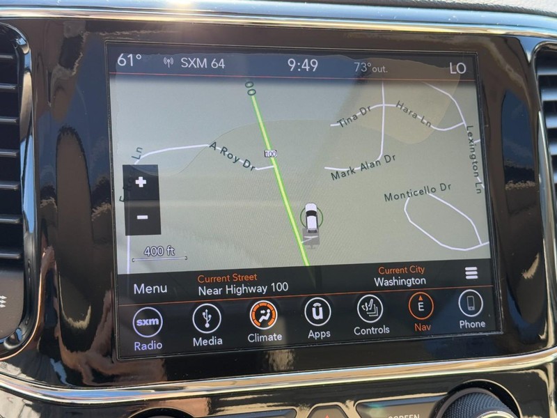 Jeep Grand Cherokee Vehicle Full-screen Gallery Image 23