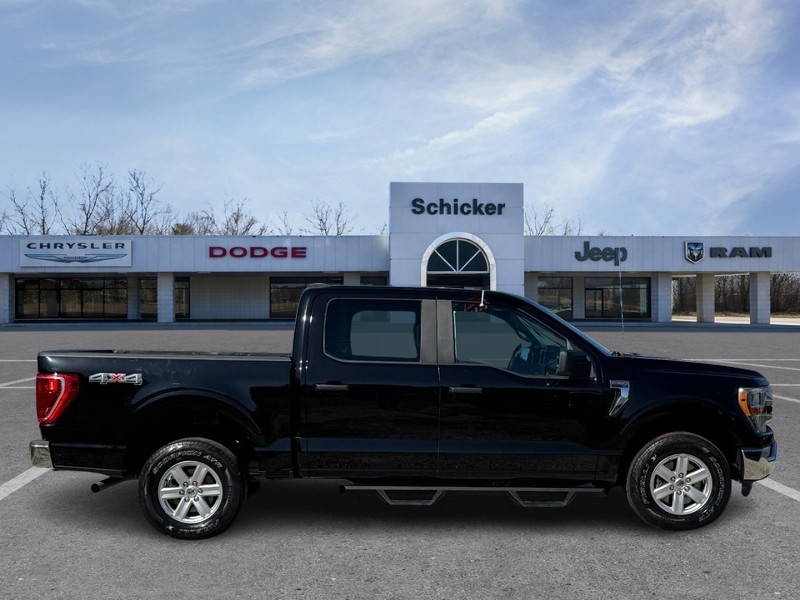 Ford F-150 Vehicle Full-screen Gallery Image 02