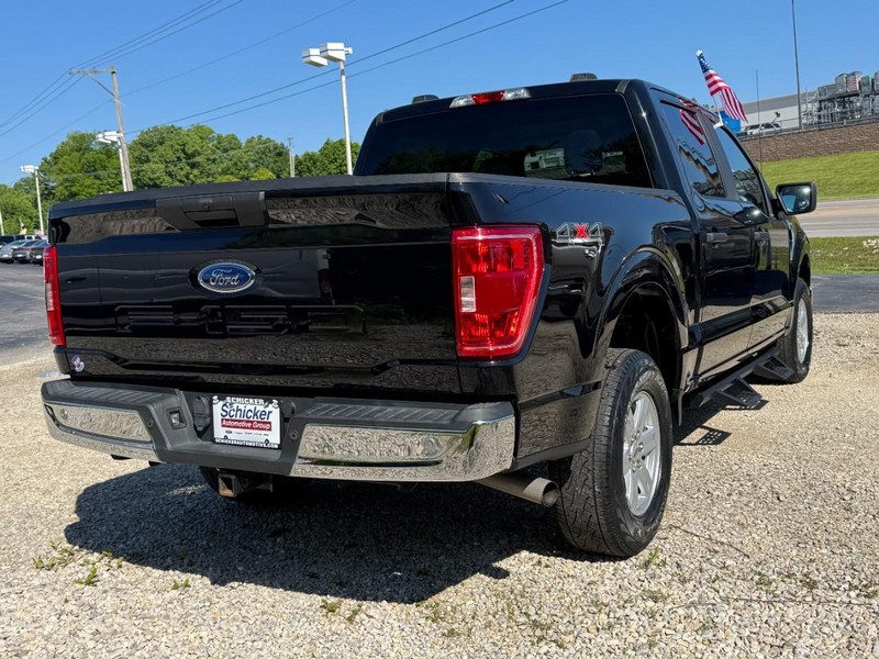 Ford F-150 Vehicle Full-screen Gallery Image 03