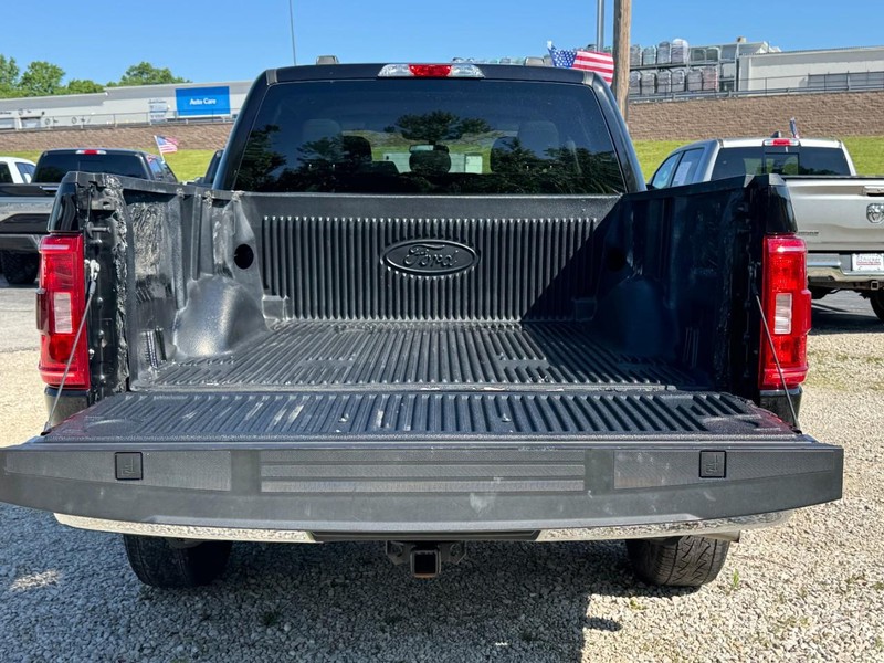 Ford F-150 Vehicle Full-screen Gallery Image 05