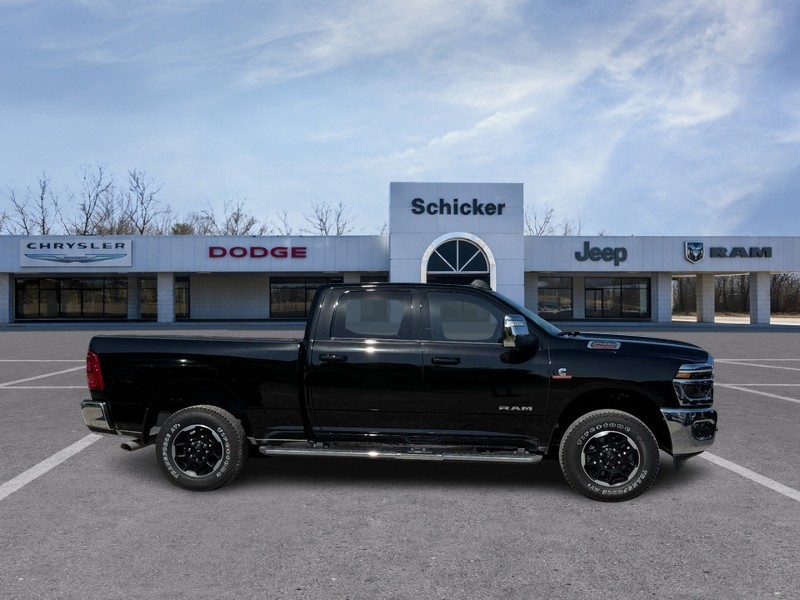 Ram 2500 Vehicle Full-screen Gallery Image 02