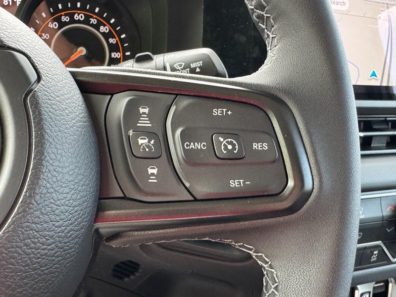 Jeep Wrangler Vehicle Full-screen Gallery Image 17