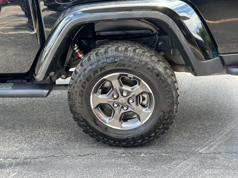 Jeep Gladiator Vehicle Full-screen Gallery Image 07