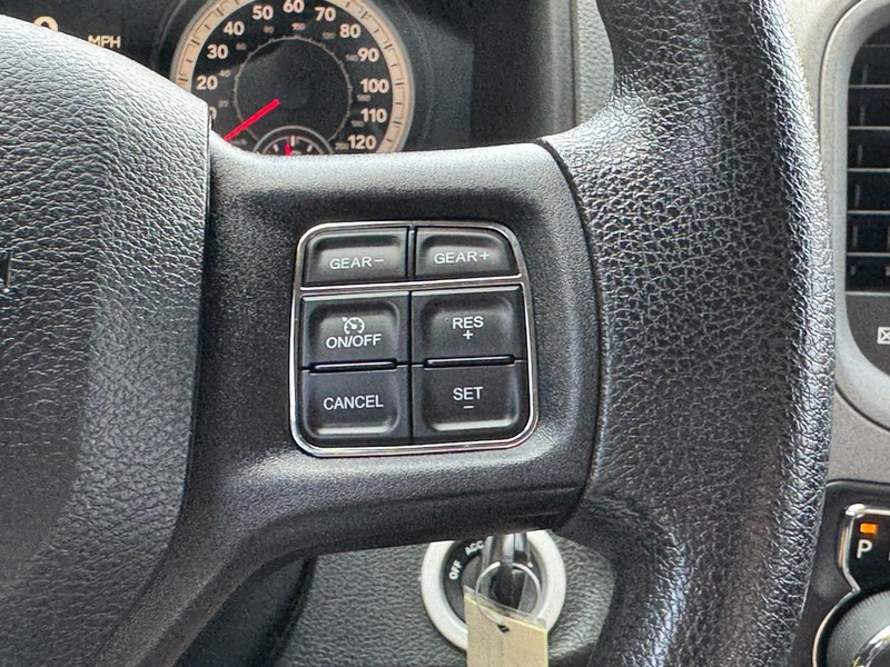Ram 1500 Vehicle Full-screen Gallery Image 17