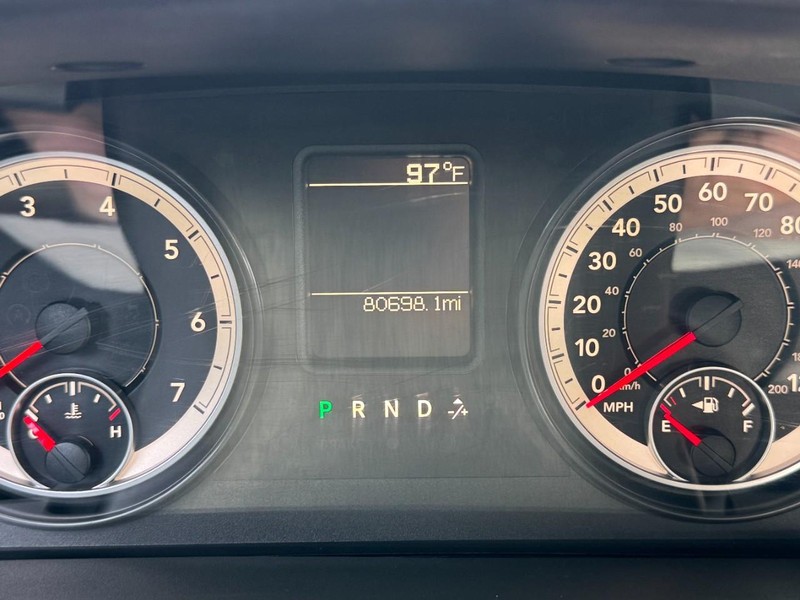 Ram 1500 Vehicle Full-screen Gallery Image 18