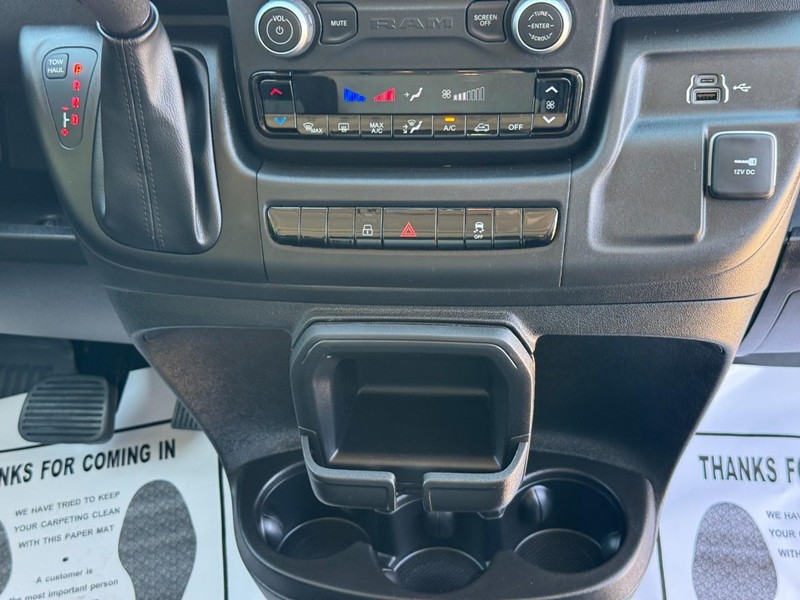 Ram ProMaster Cargo Van Vehicle Full-screen Gallery Image 18