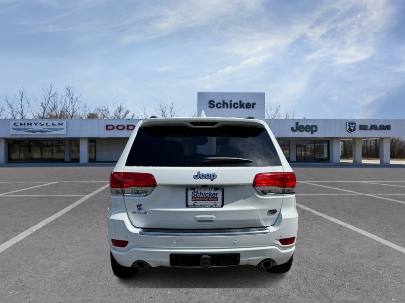 Jeep Grand Cherokee Vehicle Full-screen Gallery Image 04