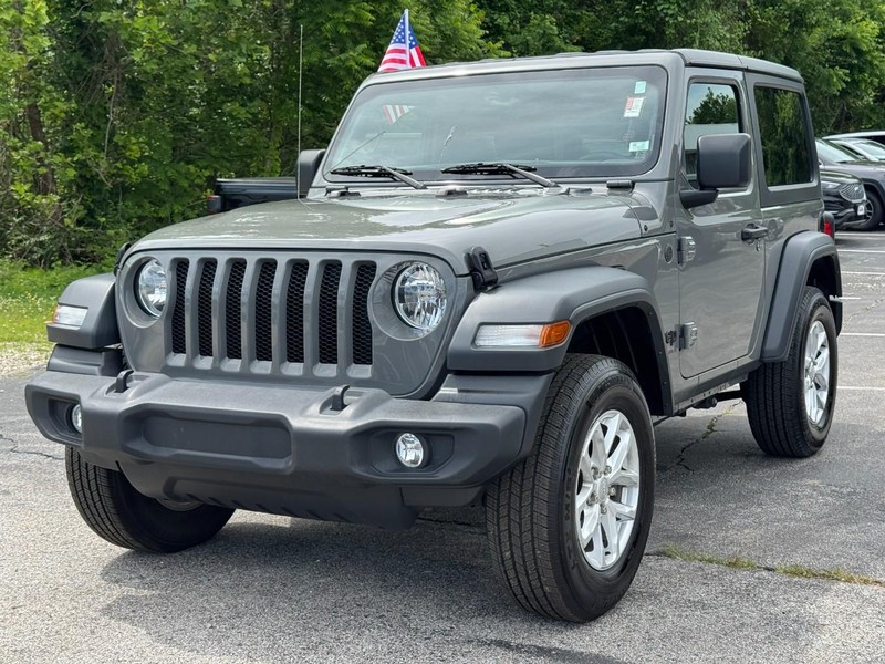 Jeep Wrangler Vehicle Full-screen Gallery Image 08