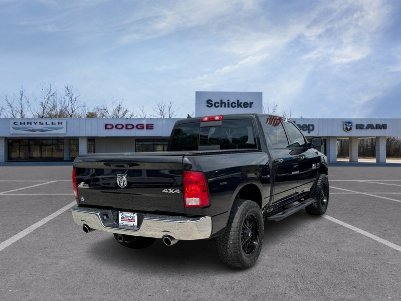 Ram 1500 Vehicle Full-screen Gallery Image 03