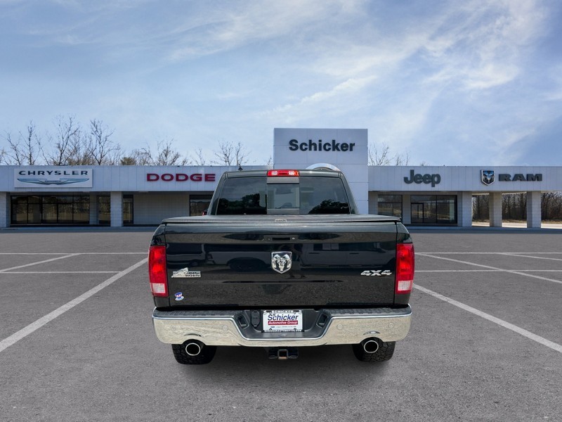 Ram 1500 Vehicle Full-screen Gallery Image 04