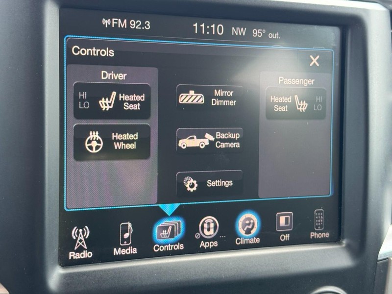 Ram 1500 Vehicle Full-screen Gallery Image 21