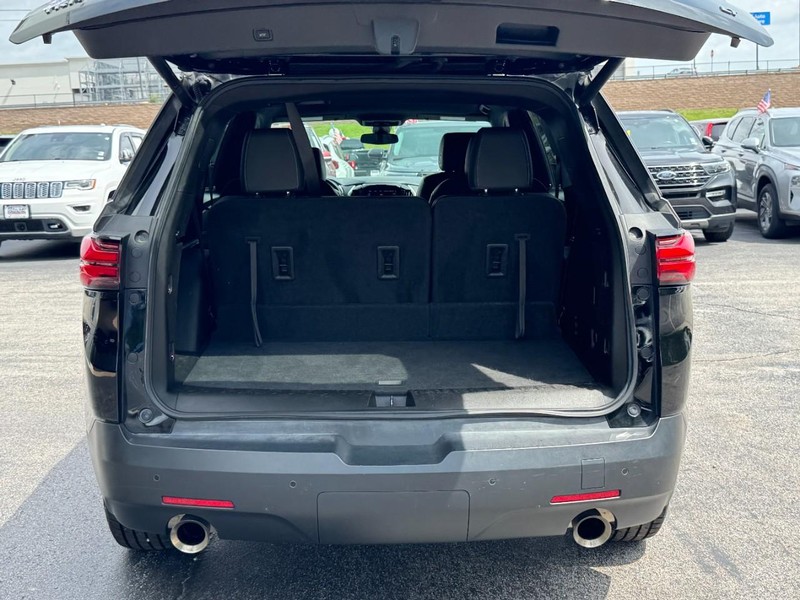 Chevrolet Traverse Vehicle Full-screen Gallery Image 05