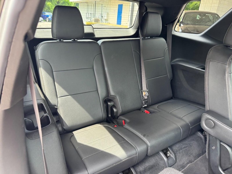 Chevrolet Traverse Vehicle Full-screen Gallery Image 11