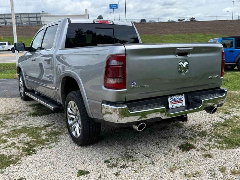 Ram 1500 Vehicle Full-screen Gallery Image 06