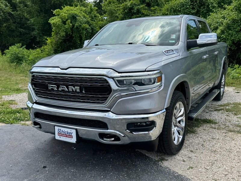 Ram 1500 Vehicle Full-screen Gallery Image 08