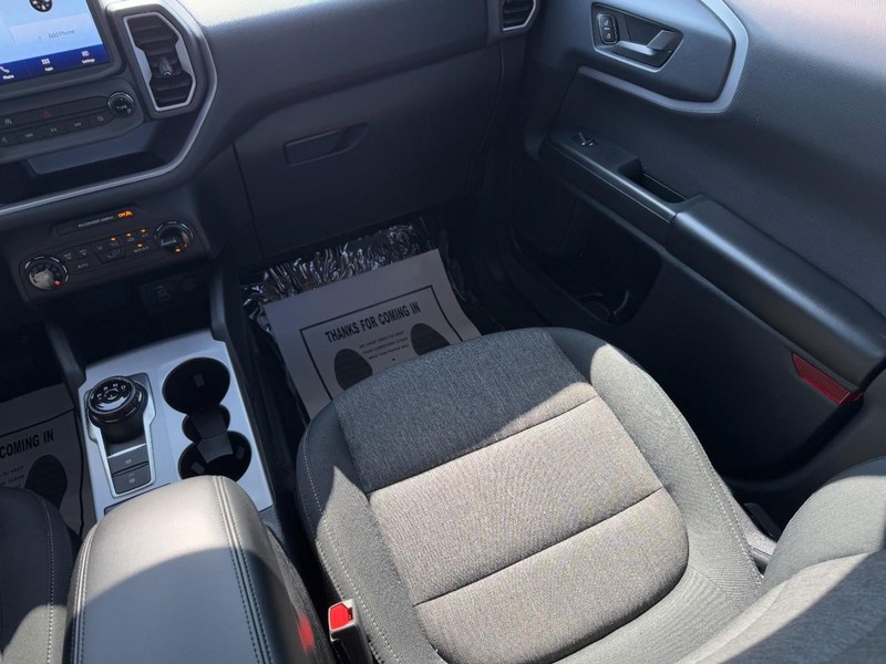 Ford Bronco Sport Vehicle Full-screen Gallery Image 15