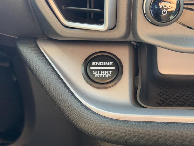 Ford Bronco Sport Vehicle Full-screen Gallery Image 20