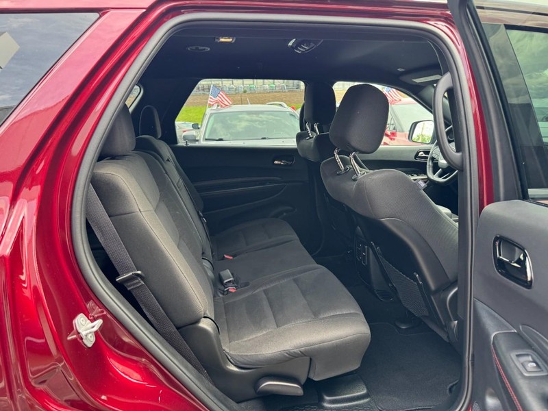 Dodge Durango Vehicle Full-screen Gallery Image 10
