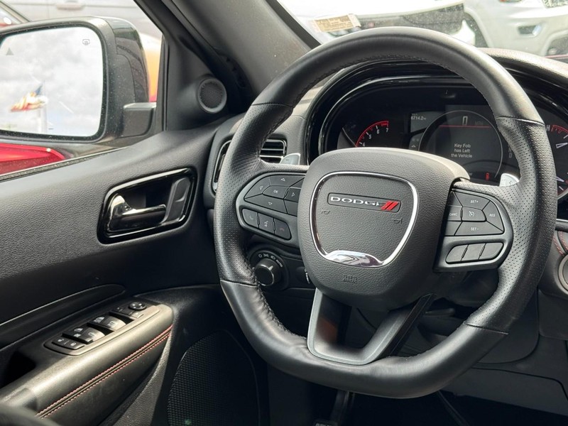 Dodge Durango Vehicle Full-screen Gallery Image 13