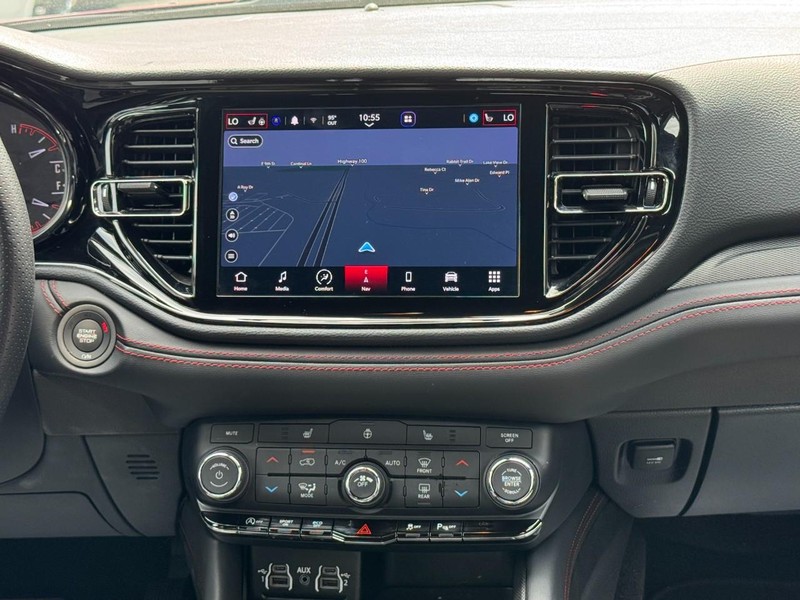 Dodge Durango Vehicle Full-screen Gallery Image 14
