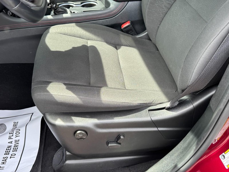 Dodge Durango Vehicle Full-screen Gallery Image 24